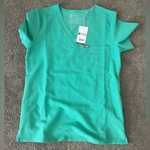 NWT Figs surgical green catarina xs